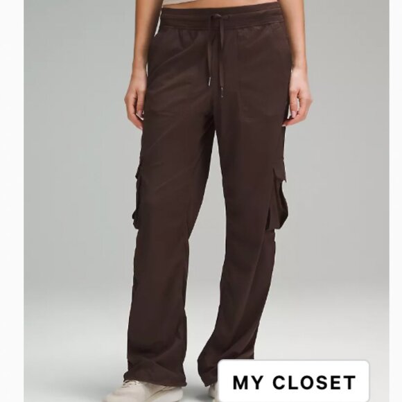 Lululemon Dance Studio Relaxed-Fit Mid-Rise Cargo Pant - Picture 1 of 1